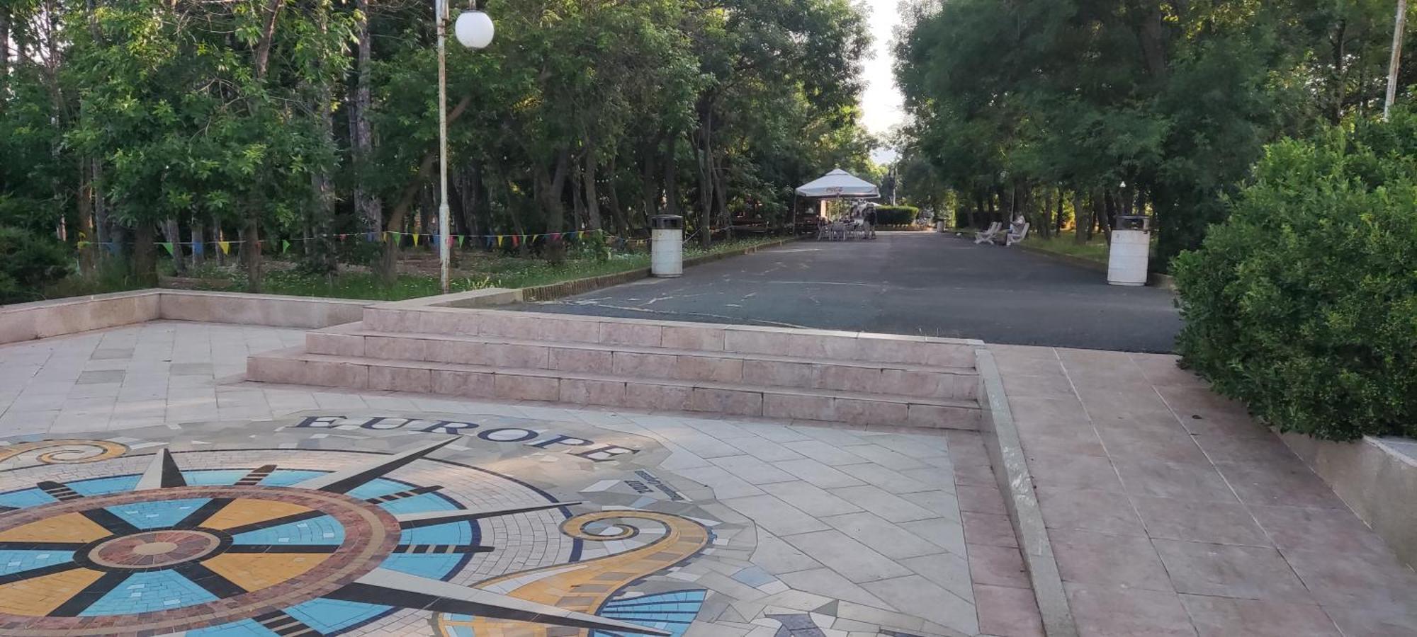 צרבו Family Hotel Mimosa מראה חיצוני תמונה