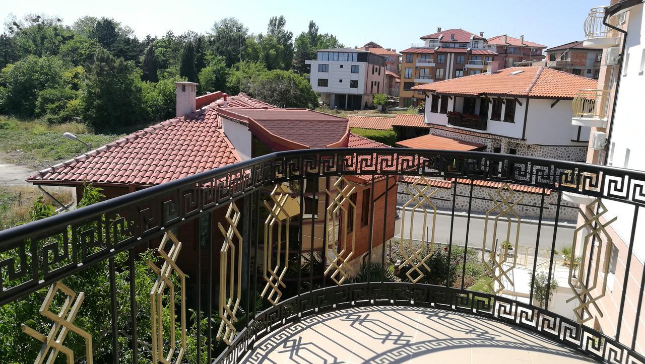 צרבו Family Hotel Mimosa מראה חיצוני תמונה